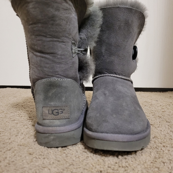 Ugg boots - Picture 3 of 5